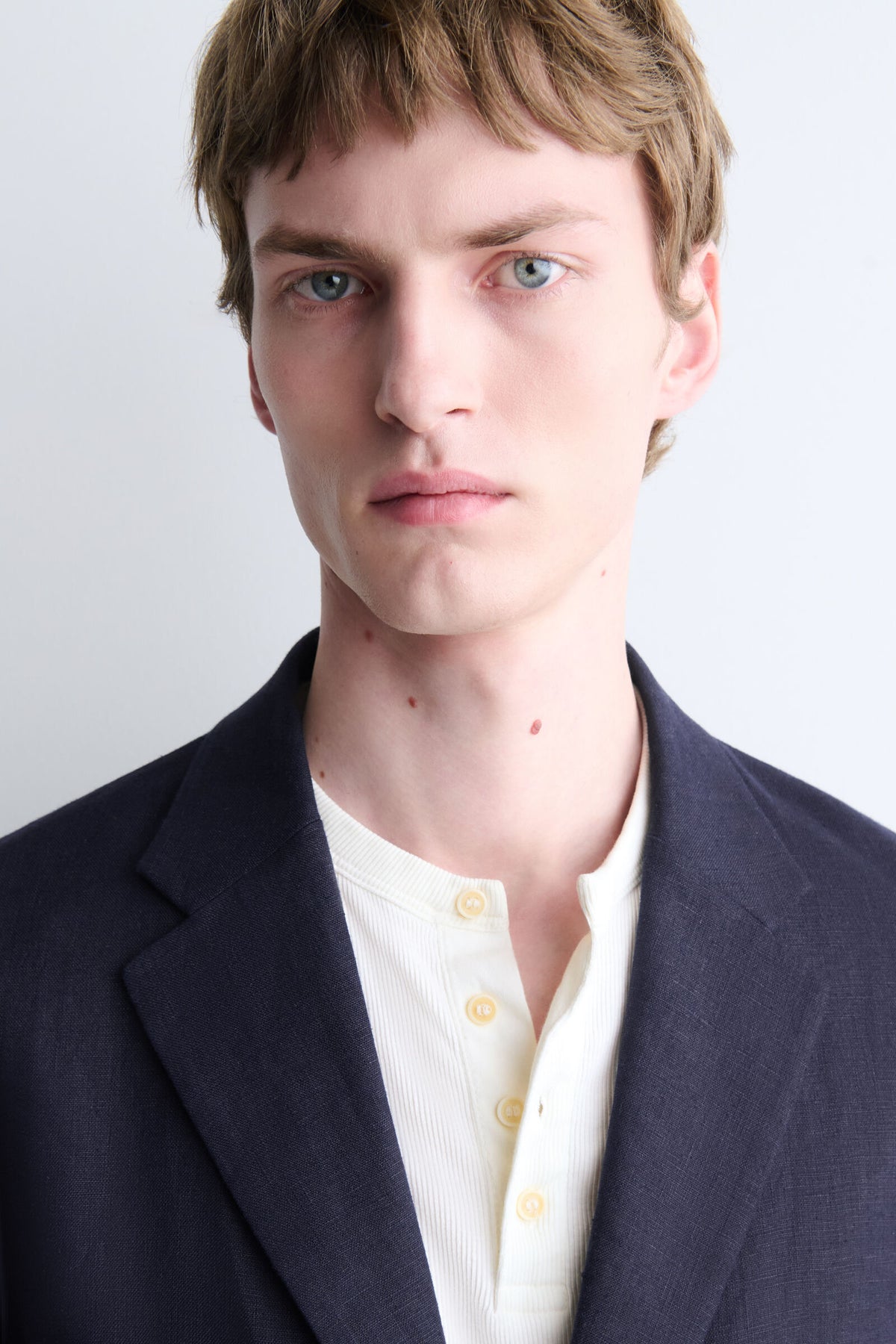 BLAZER DE LINO DE UN SOLO BOTÓN - AZUL MARINO - StillMedia/Lookbook