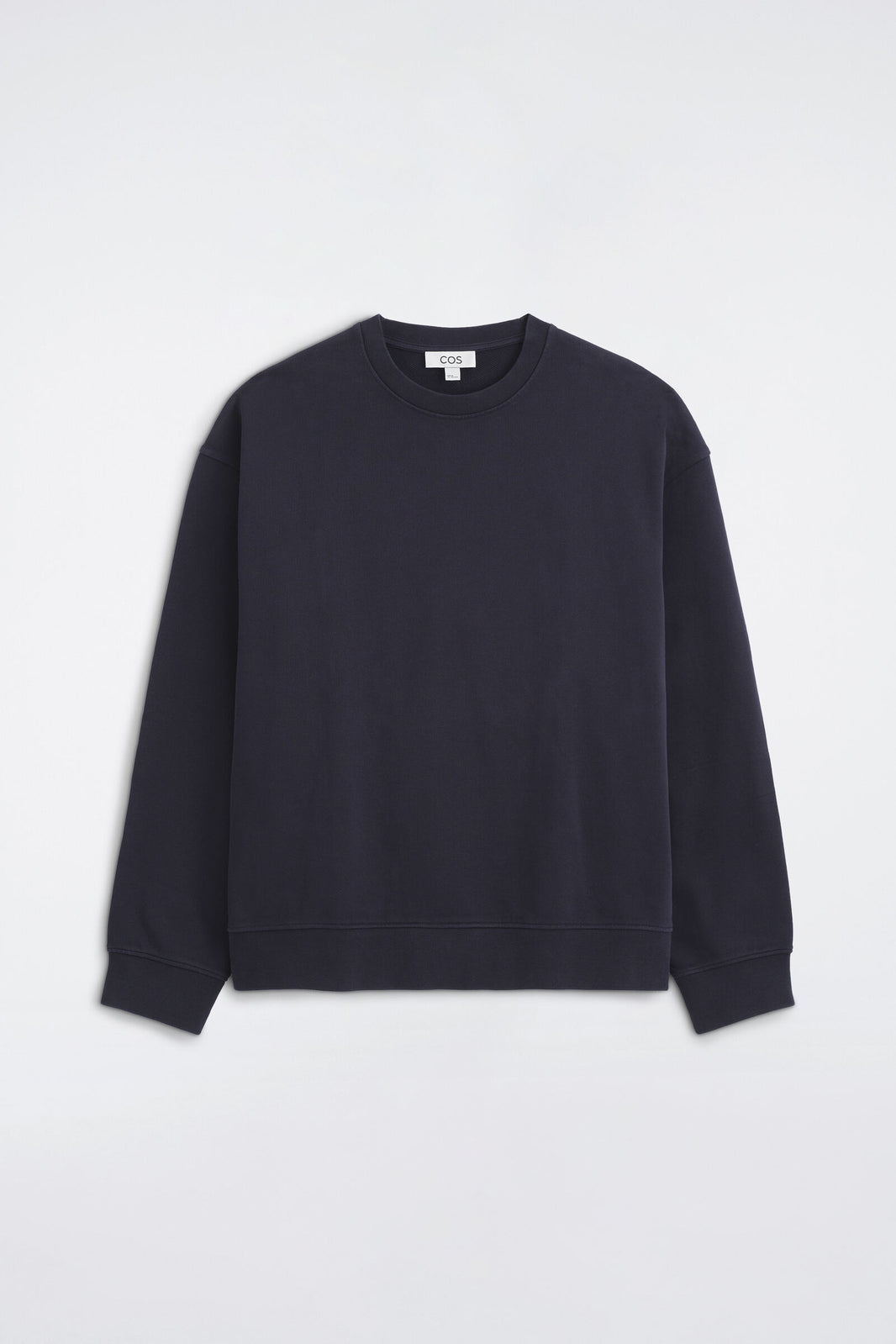 SUDADERA DE ALGODÓN LAVADO - AZUL MARINO | DescriptiveStillLife