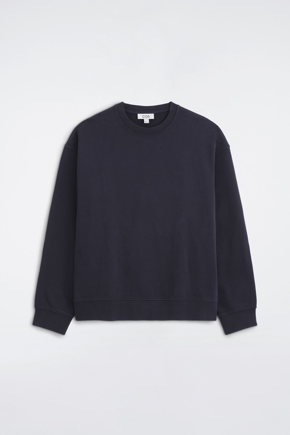 SUDADERA DE ALGODÓN LAVADO - AZUL MARINO | DescriptiveStillLife