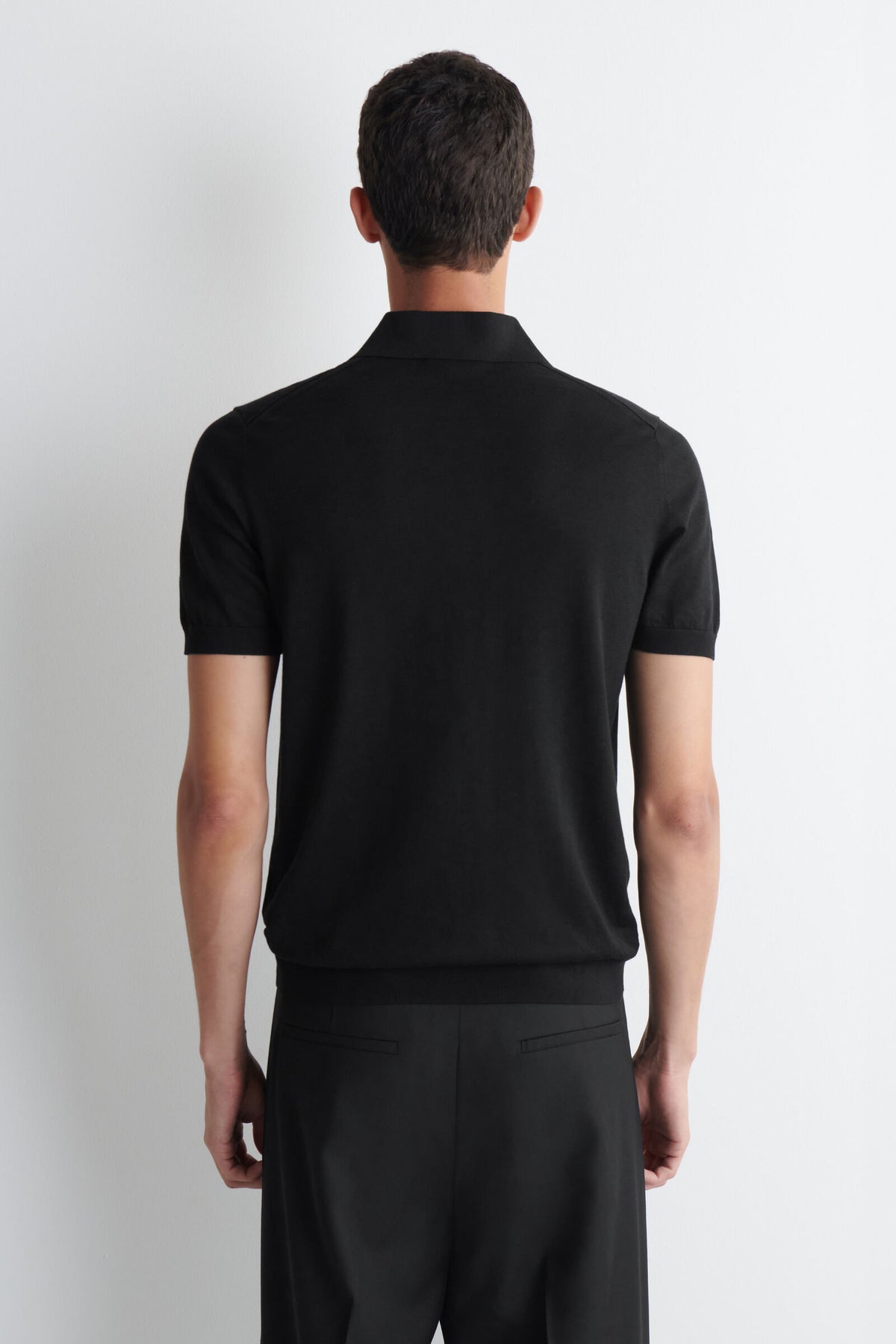 POLO DE SEDA TEJIDO SLIM - NEGRO