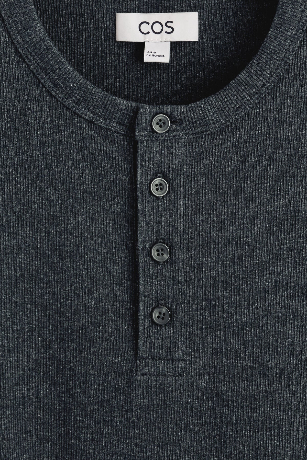 CAMISETA HENLEY ACANALADA AJUSTADA - JASPEADO AZUL MARINO | DescriptiveDetail