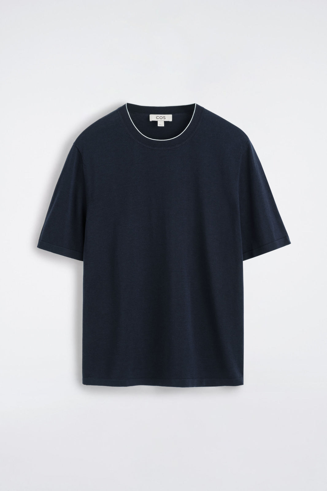 CAMISETA DE ALGODÓN Y SEDA CON PUNTERA EN CONTRASTE - MARINO | DescriptiveStillLife