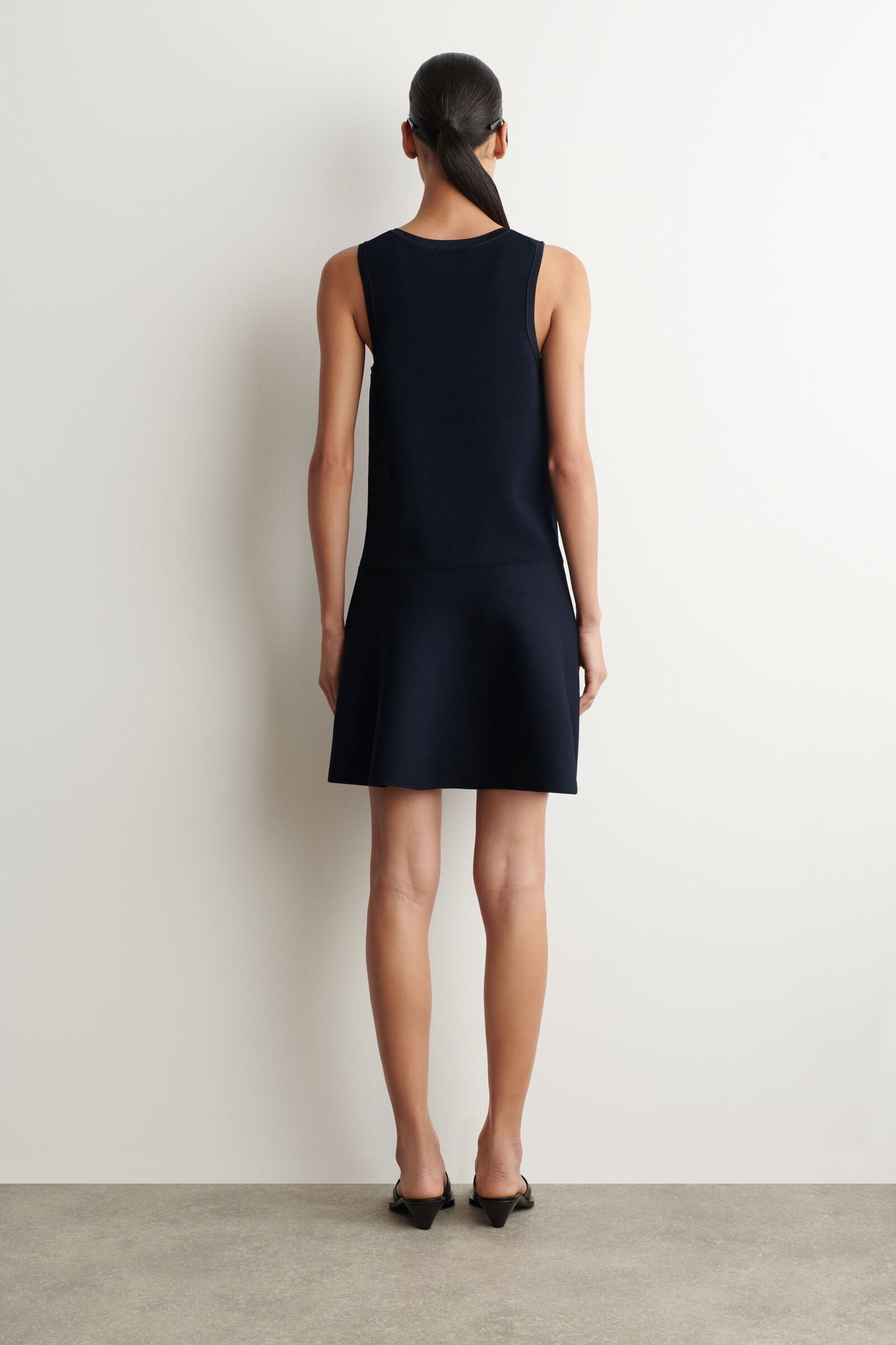 VESTIDO MINI TEJIDO ACAMPANADO - AZUL MARINO
